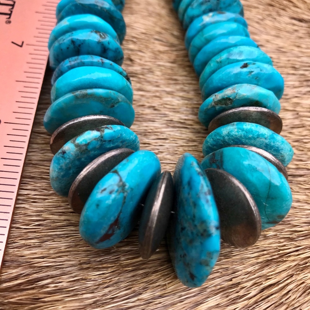 Genuine Blue Turquoise Disc Navajo Pearl Necklace